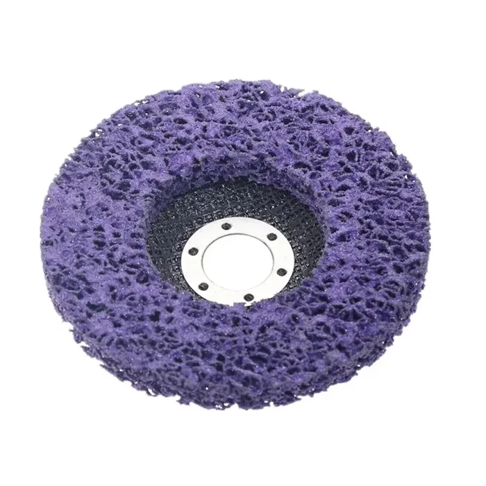 Abrasive disk for cleaning metals