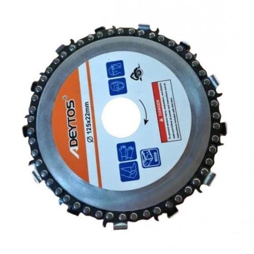 Disc for angle grinder with chain, for cutting wood